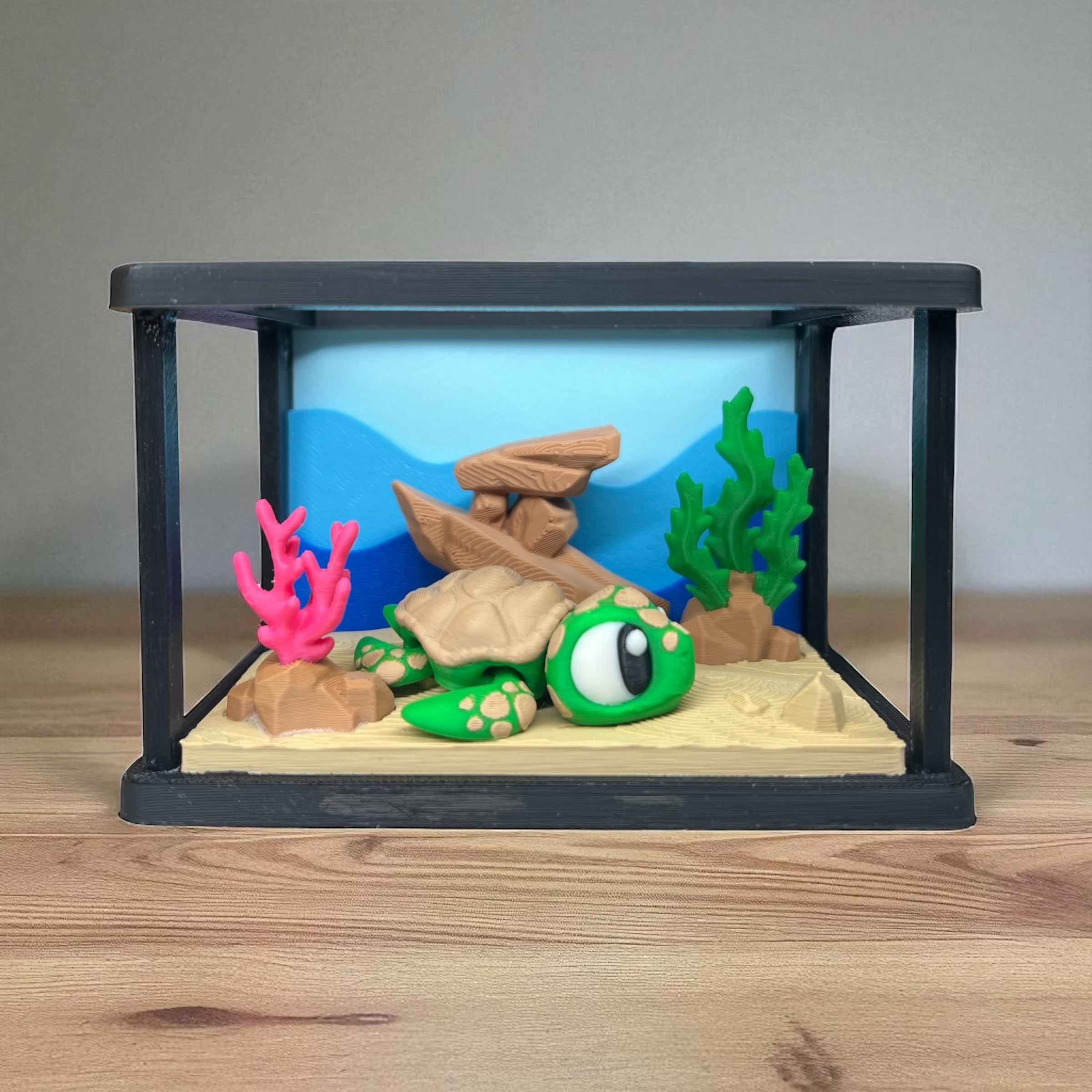 Mini Aquarium + Your Choice of Ocean Critters
