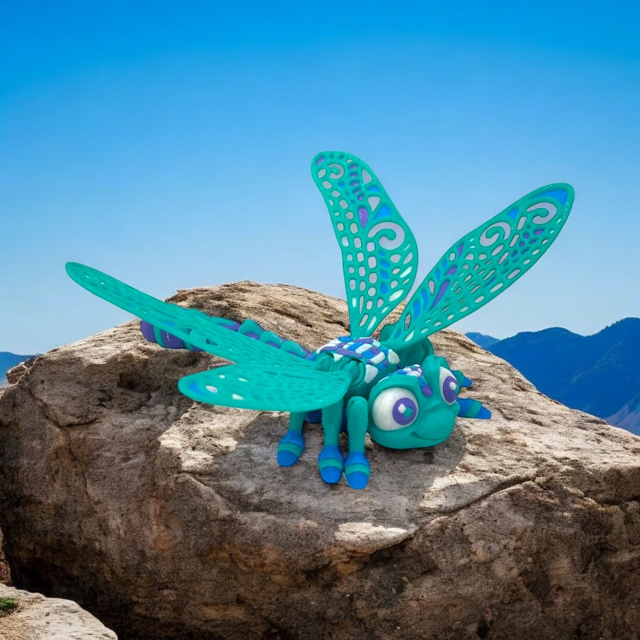Luna the Dragonfly