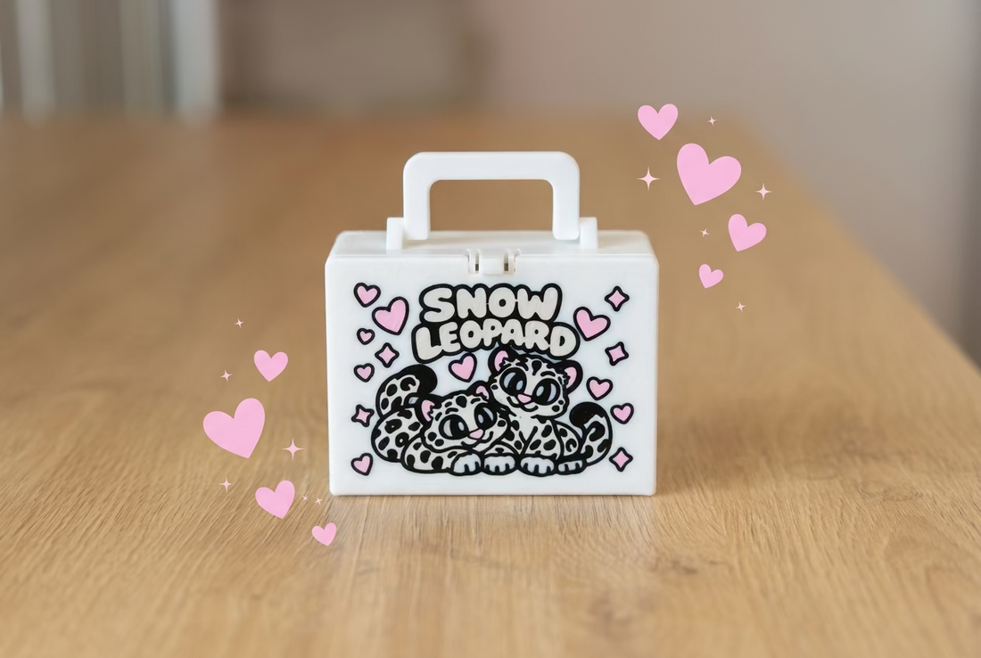Snow Leopard Carry Case Playset