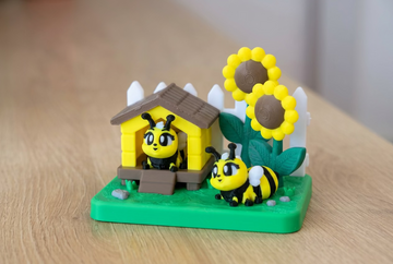 Bumblebee Sunflower Garden Playset